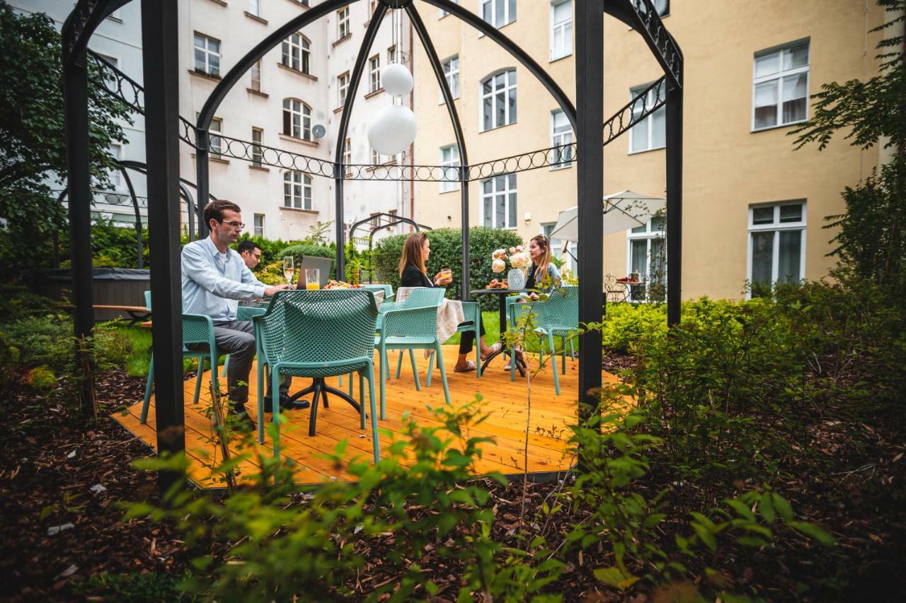 Empirent Garden Suites Prague Extérieur photo